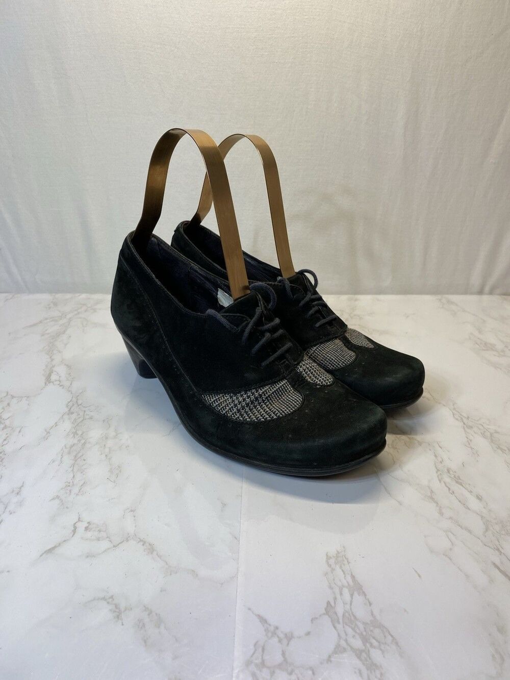 Naot Black Genuine Suede Lace Up Oxford Shoes Women's Sz 38 US 7.5 Heels Wingtip